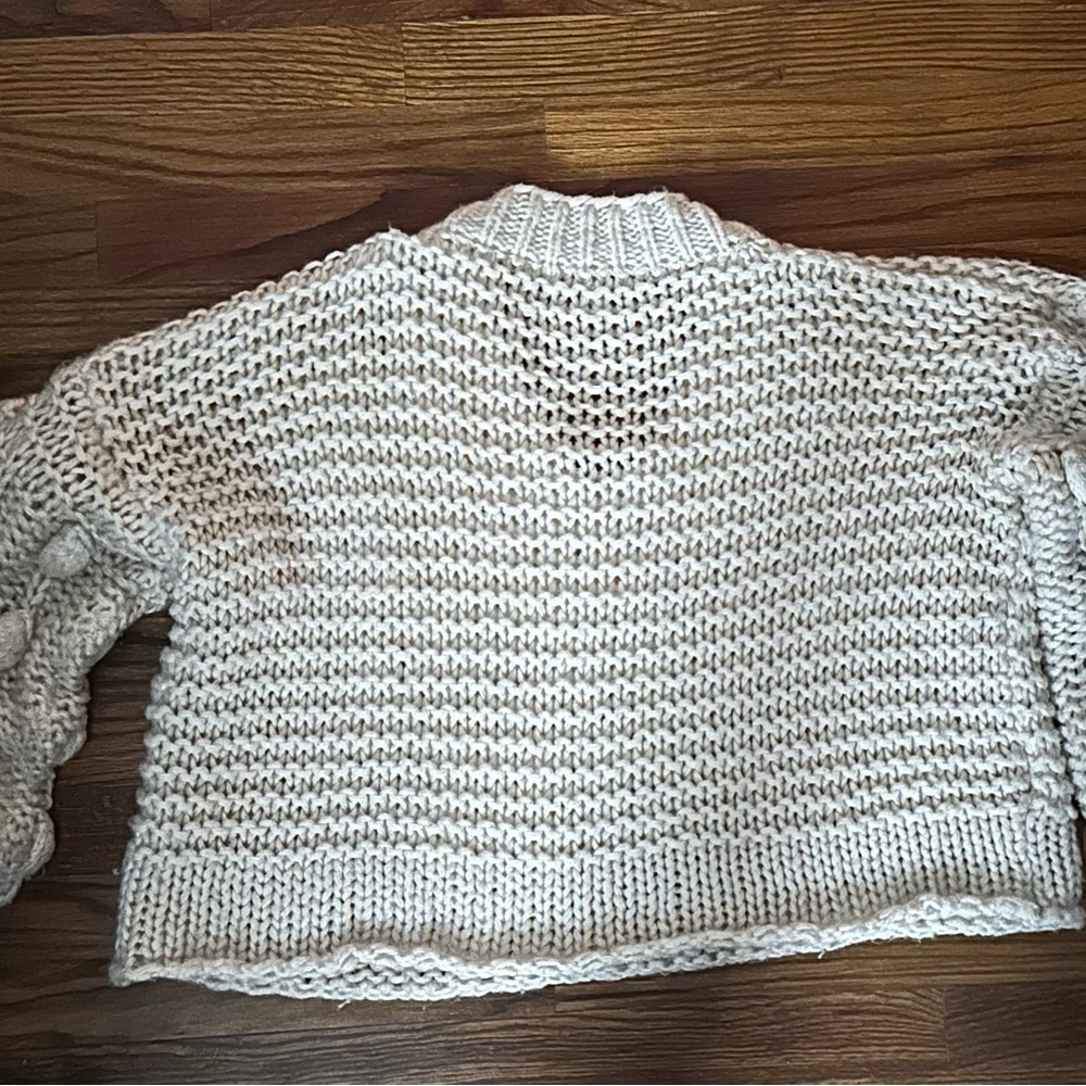 Cropped sweater
